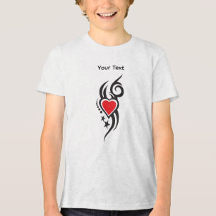 Camiseta Coração Ornamental Vintage com Arte de Tatuagem Fl