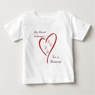 Camiseta Coração pertence a Basenji; Love Basenji