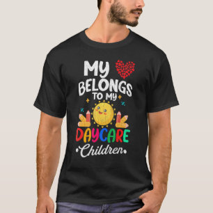Camiseta Coração Pertence às Crianças da Creche Professora