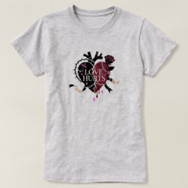 Camiseta Coração Quebrado Dói Amor Gótico