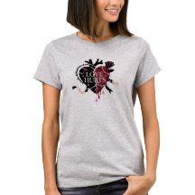 Camiseta Coração Quebrado Dói Amor Gótico