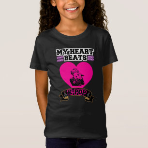Camiseta Coração Rosa Ídolo Cantando Design de Amor com Mús