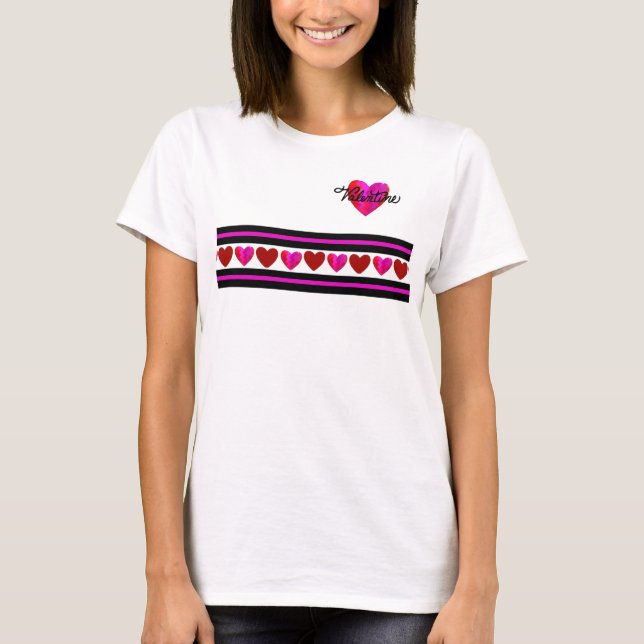 Camiseta Coração ZigZag com Design de Linhas e Texto (Frente)