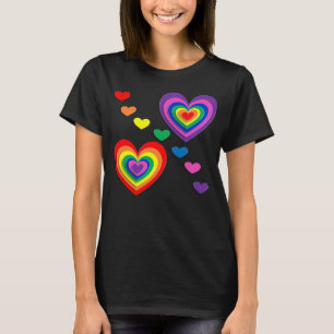 Camiseta Corações Arco-Íris