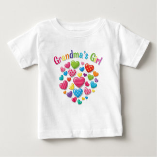 Camiseta Corações Coloridos Rapariga da Vovó