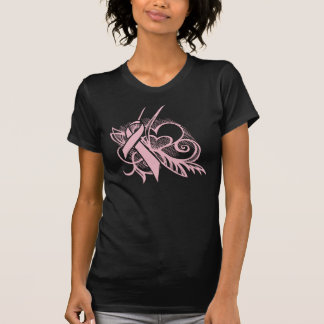 Camiseta Corações cor-de-rosa