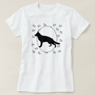 Camiseta Corações e pegadas de german shepherd