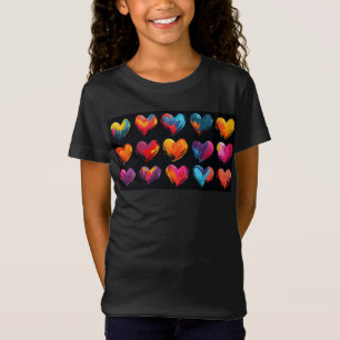 Camiseta Corações pintados sobre fundo negro