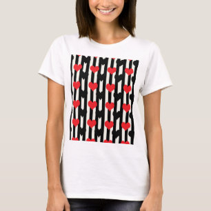 Camiseta Corações Pretos Vermelhos Em Stripes Brancas Preta