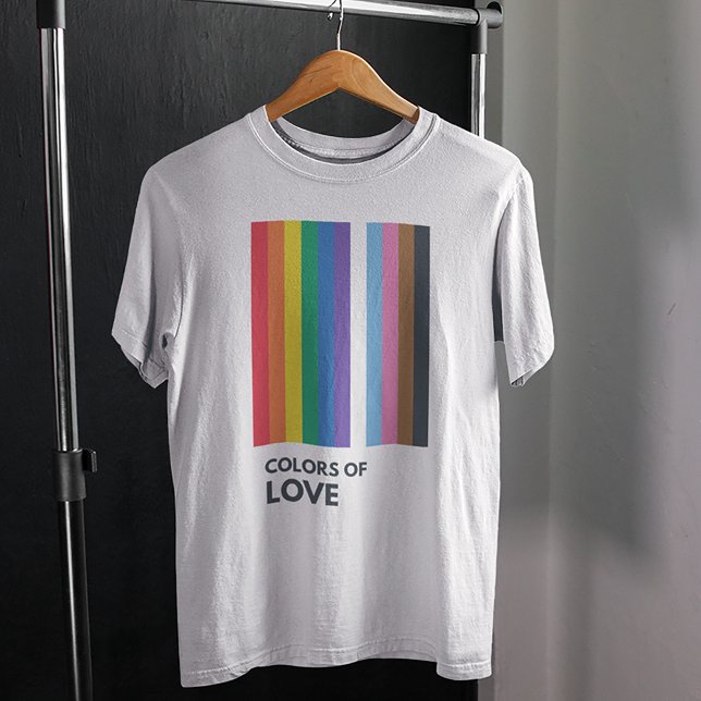 Camiseta Cores do Amor Rainbow Stripes Orgulho gay (Criador carregado)