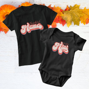 Camiseta Cores editáveis retrógradas Mamã e Mini
