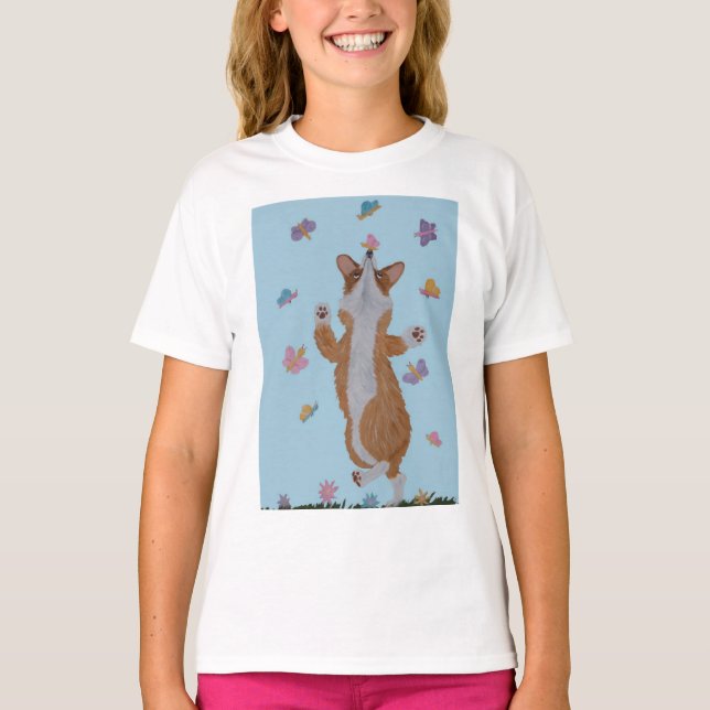 Camiseta Corgi Galês Dançando com Borboletas (Frente)