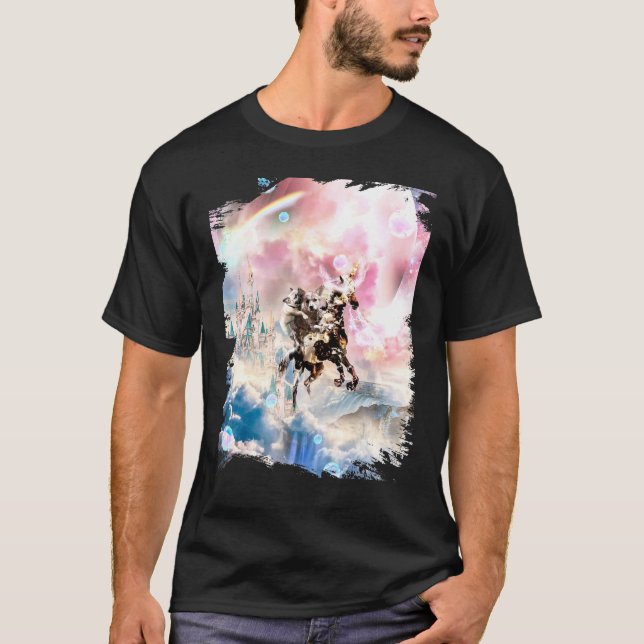 Camiseta Corgi Pug Pilotando Robô Unicórnio No Espaço (Frente)