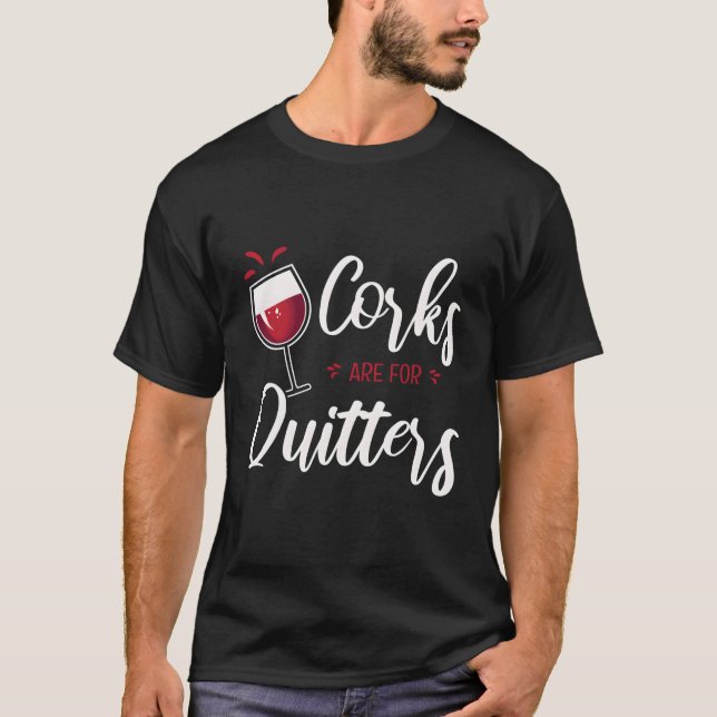 Camiseta Corks São Para Quiteiros Eu Diversão Vinho Mulhere (Frente)