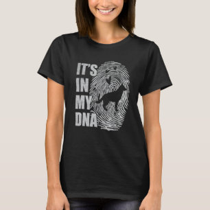 Camiseta Corman Shepherd DNA Cachorro Mãe Cachorro Pai