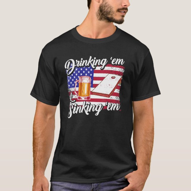 Camiseta Cornualha Sinking & Bebendo Usa Flag Bag Toss (Frente)