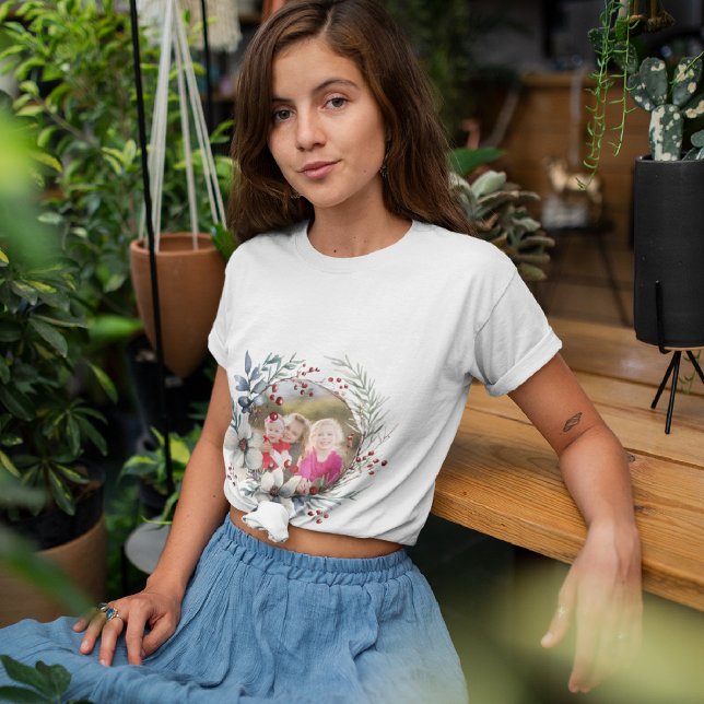 Camiseta Coroa de Natal, flores brancas, fotografia de baga (Criador carregado)