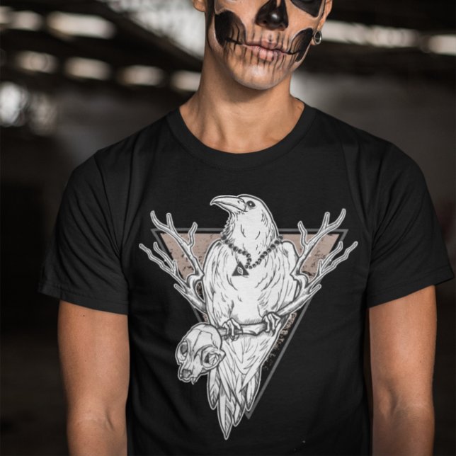 Camiseta Coroa Escura Halloween Com Corrente Illuminática - (Criador carregado)