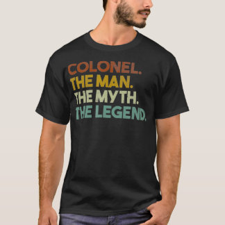Camiseta Coronel Mens Deu Ao Homem O Mito A Vintagem Da Len