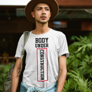 Camiseta Corpo em construção   Citação de exercício engraça