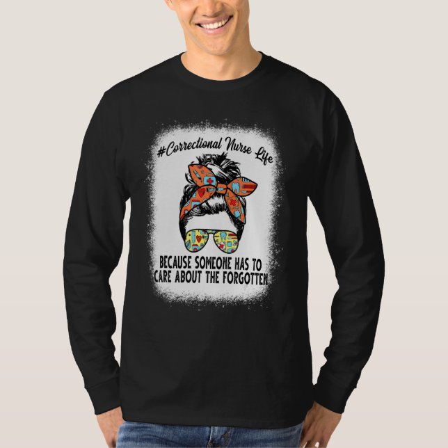 Camiseta Correctional Nurse Prison RN (Frente)