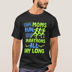 Camiseta Corredora MÃES LEGAIS CORREM MARATONAS O DIA TODO