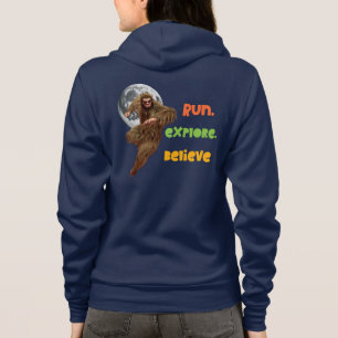 Camiseta Correndo Aventura Sasquatch Acredite Design
