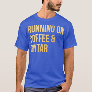 Camiseta Correndo Com Café E Violão Em Dourada Cabeça De Pu