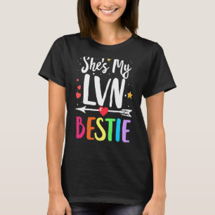 Camiseta Correspondendo Aos Melhores Amigos Ela É Enfermeir