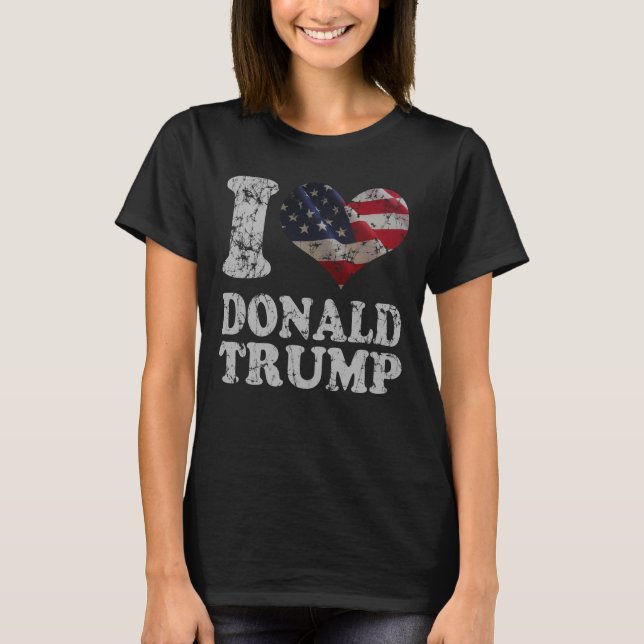 Camiseta Correto Eu coração Bandeira Americana Donald Trump (Frente)