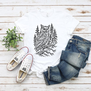 Camiseta Coruja Cornetada Detalhada em Arte Linear de Flore