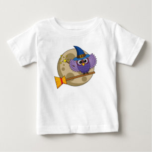 Camiseta Coruja do Cartoon voando na vassoura