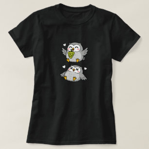 Camiseta Corujas de desenho animado fofas comendo uvas Coru