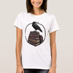 Camiseta Corvo Gótico em Livros Antigos Arte de Academia So