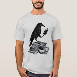 Camiseta Corvo Mágico com Livros Acadêmicos