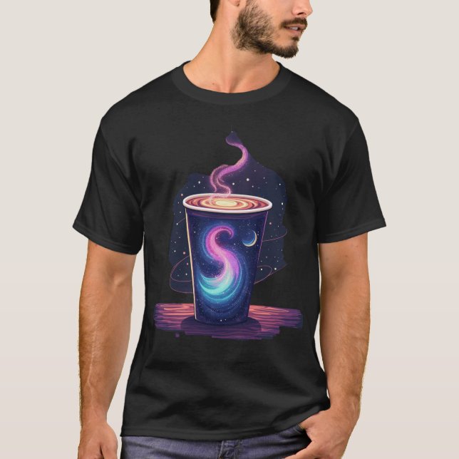 Camiseta Cosmic Caffeine | Galactic Nebula Swirl Coffee Cup (Frente)