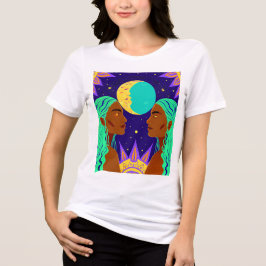 Camiseta Cosmic Duality: Sun, Moon, and Sisterhood