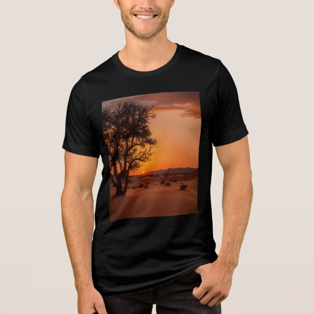 Camiseta "Coucher de Soleil dans le Désert" - Bella+Canvas (Frente)