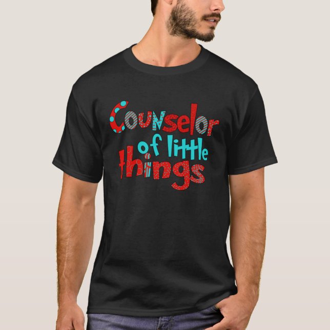 Camiseta Counselor Of Little Things Reading Lover School Co (Frente)
