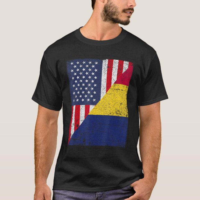 Camiseta Country Flag Design  Half USA Half Chad (Frente)