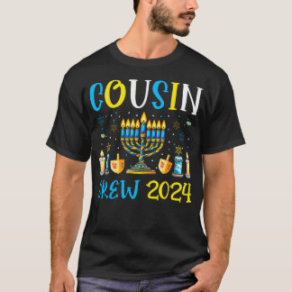 Camiseta Cousin Crew 2024 Hanukkah Family Costume Menorah D