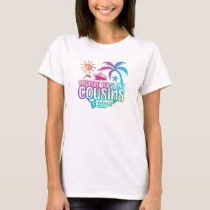 Camiseta Cousin Cruise 2024 com navio de cruzeiro e Chinelo