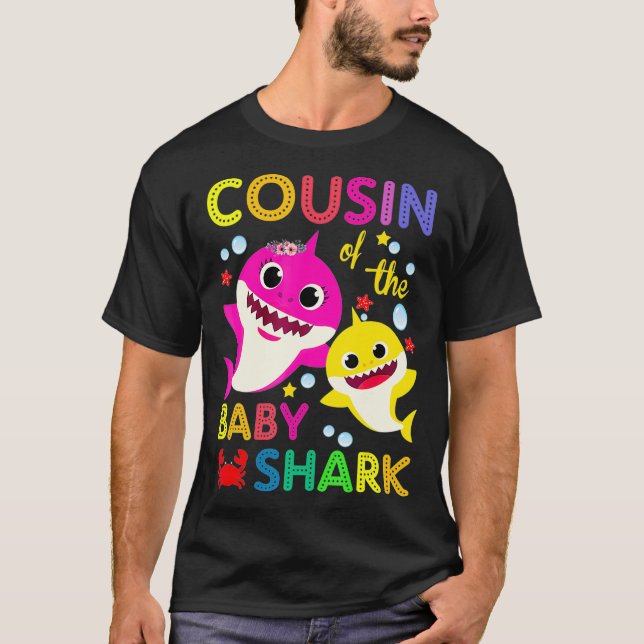 Camiseta Cousin Of The Baby Shark Birthday Cousin Shark _1  (Frente)