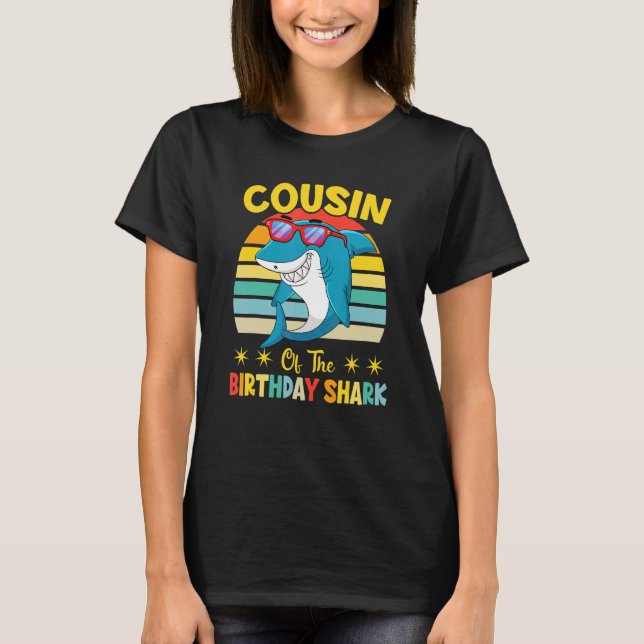 Camiseta Cousin Of The Shark Birthday Family Matching Birth (Frente)
