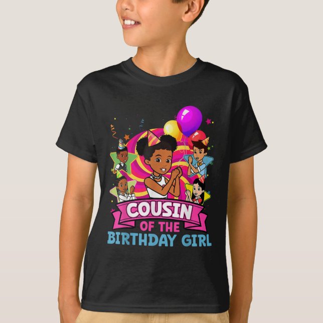 Camiseta Cousin The Birthday Girl Party Pink Doll Family De (Frente)