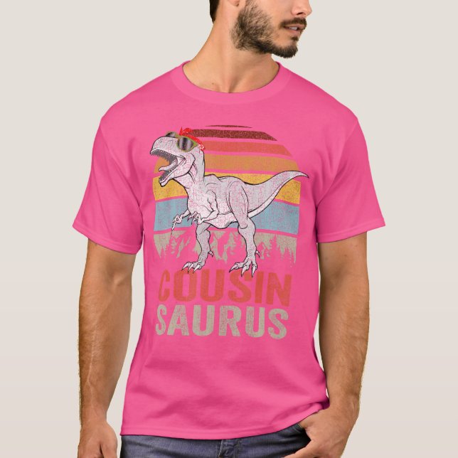 Camiseta Cousinsaurus T Rex Dino Cousin Saurus Dinosaur Gir (Frente)