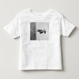 Camiseta Cowboy corre Ascensão de Bronco em suas pernas tra