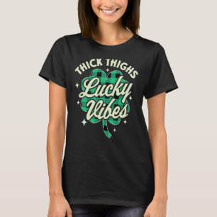 Camiseta Coxas grossas Vibes Sortudos Buffalo Xadrez Santo