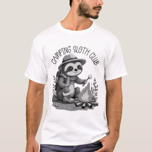Camiseta Cozy Camping Sloth Roasting Marshmallow Adventure