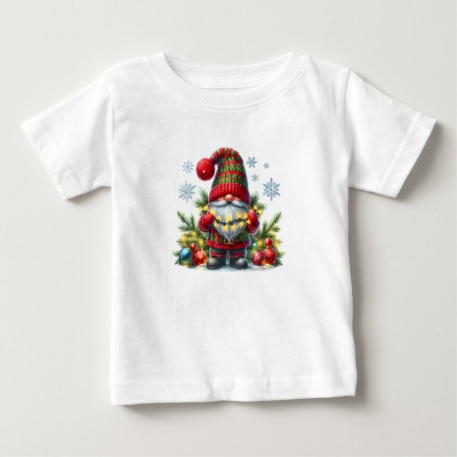 Camiseta Cozy Christmas Gnome Art – Festive Holiday (Frente)